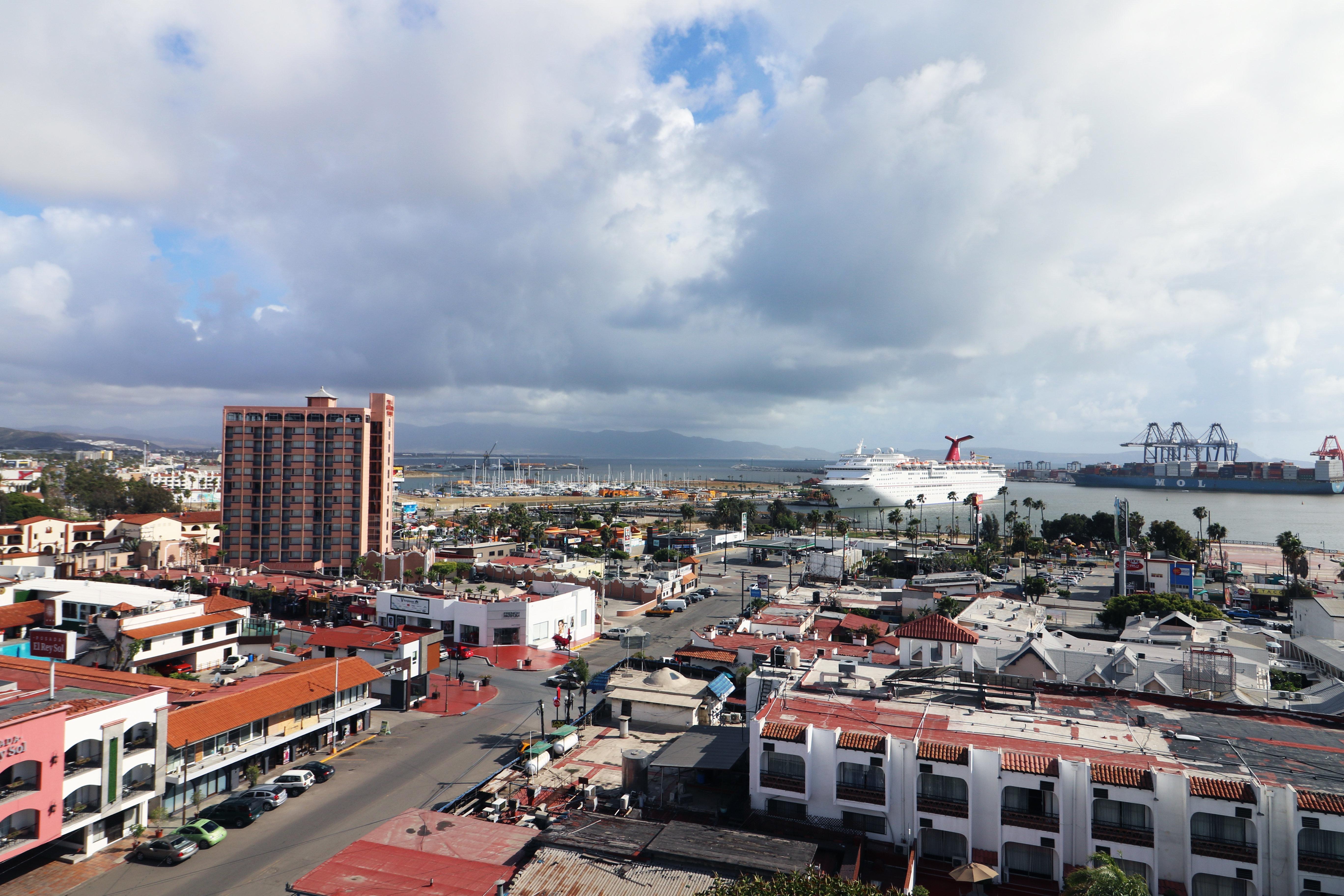 Holiday Inn Express & Suites - Ensenada Centro By Ihg Екстер'єр фото