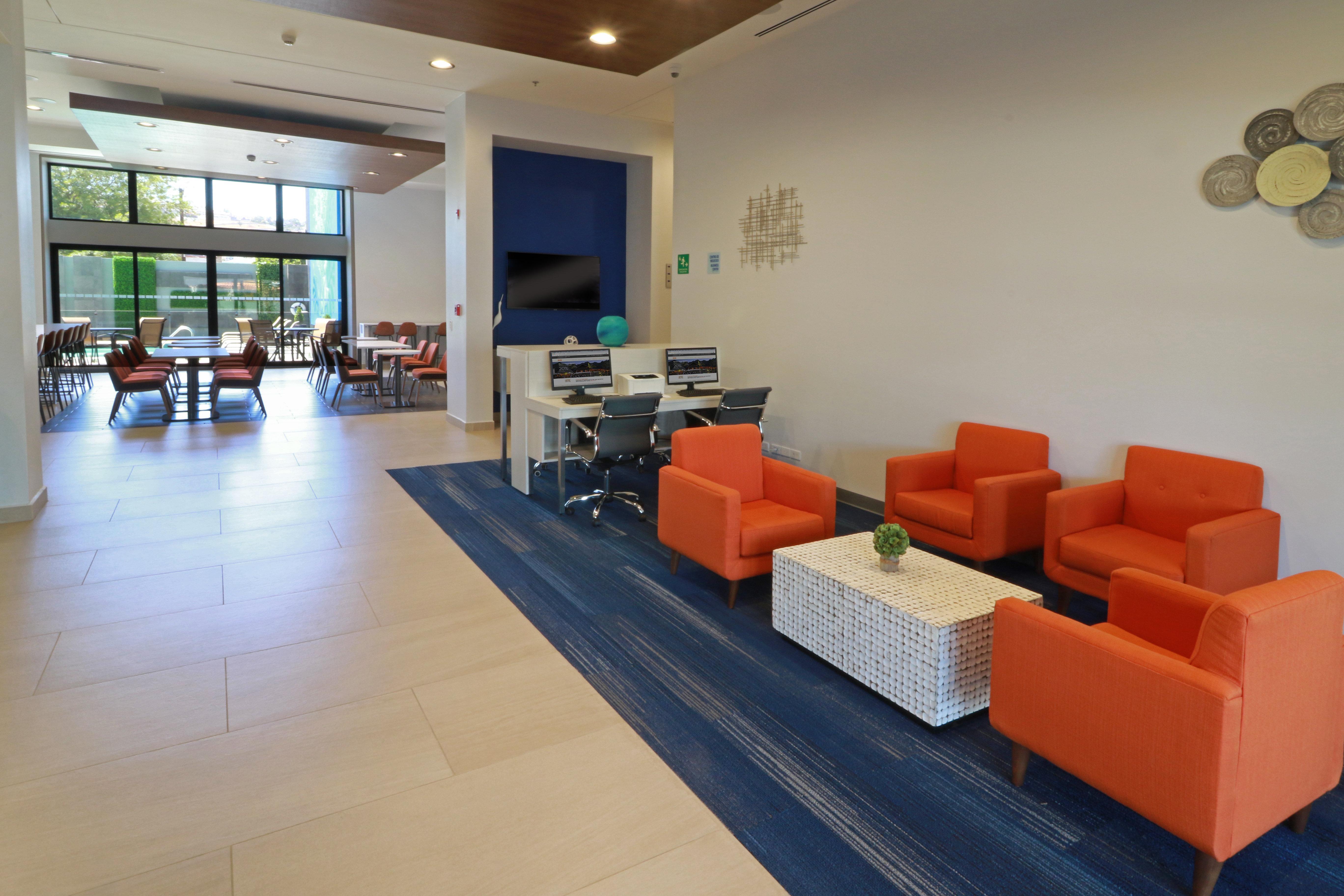 Holiday Inn Express & Suites - Ensenada Centro By Ihg Екстер'єр фото