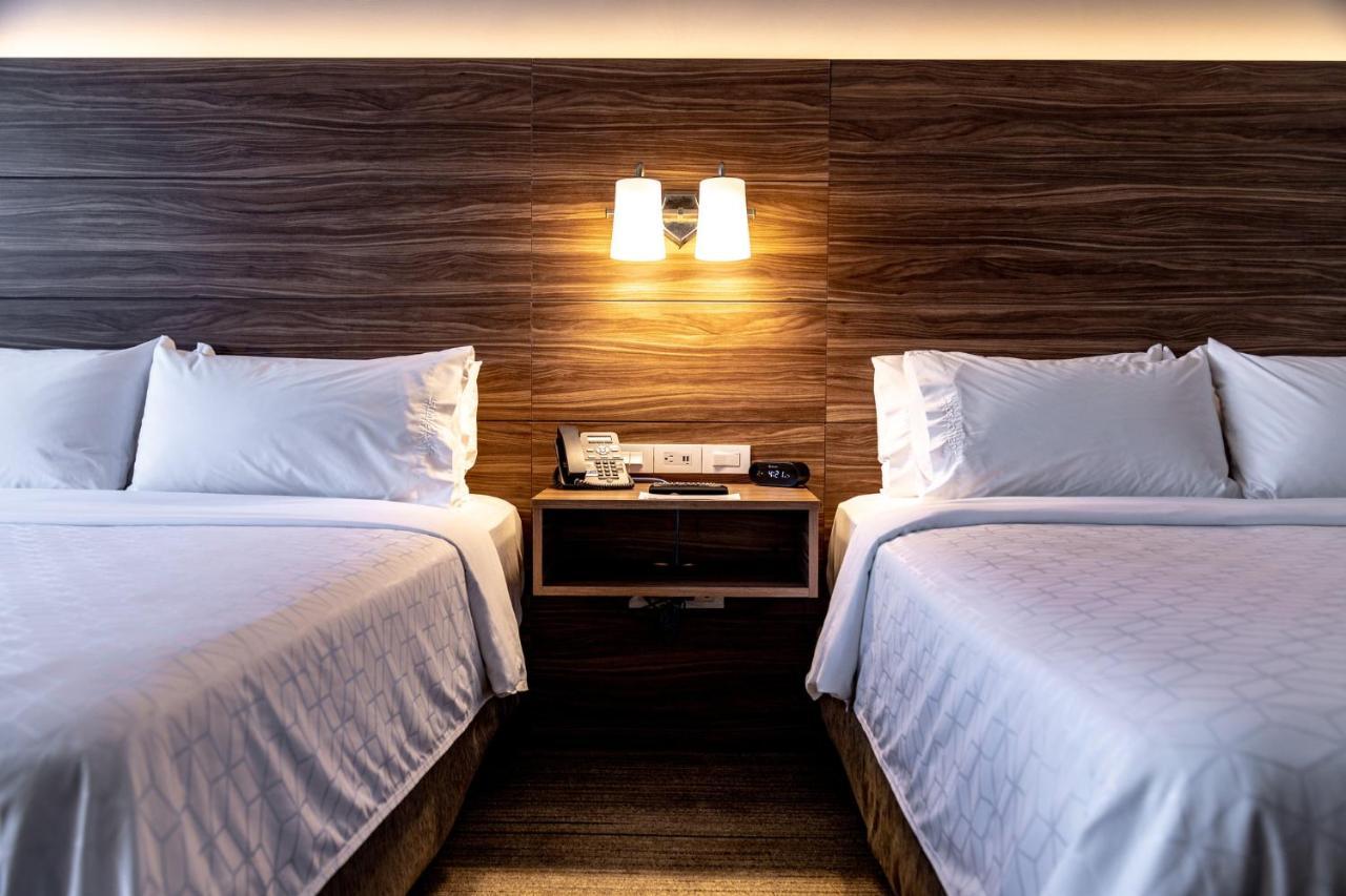 Holiday Inn Express & Suites - Ensenada Centro By Ihg Екстер'єр фото