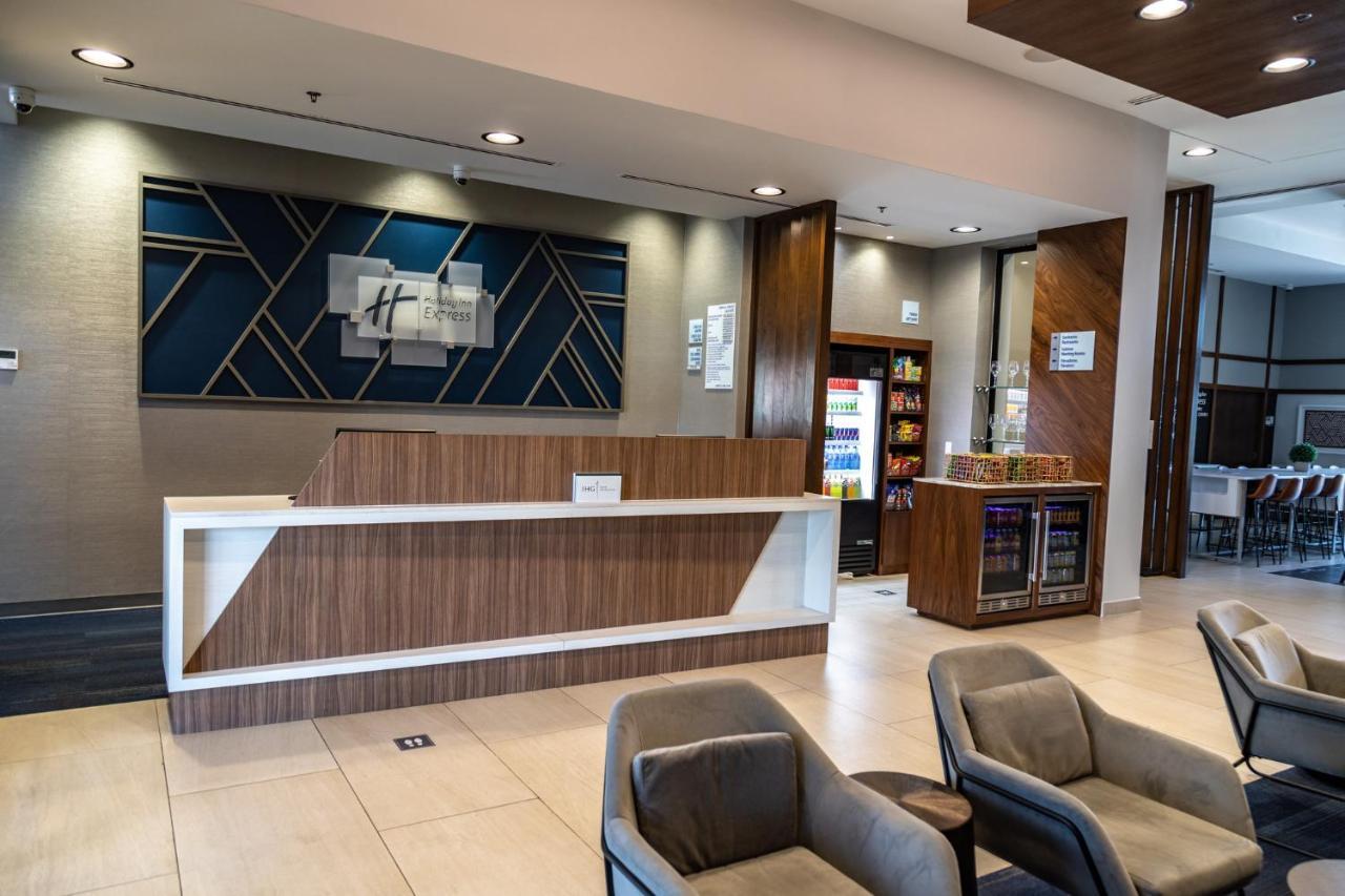 Holiday Inn Express & Suites - Ensenada Centro By Ihg Екстер'єр фото