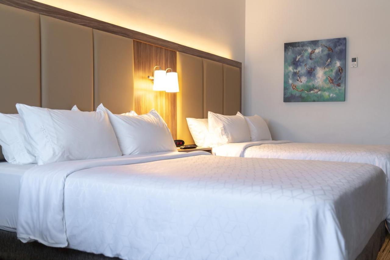 Holiday Inn Express & Suites - Ensenada Centro By Ihg Екстер'єр фото